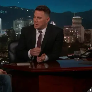 🍂 d767ea2a Channing Tatum celebryta, aktor, talk show, garnitur, wywiad telegram sticker