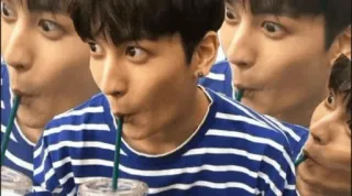 👽 1fa04982 pessoa, bebendo, canudo, rosto, expressão telegram sticker