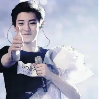 👍 5f47ee3c EXO kpop, exo, певец, чanyeol, музыка telegram sticker