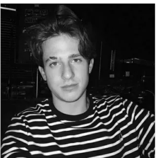 ✨ 9f4266f9 Charlie Puth cantante, músico, retrato, celebridad, blanco y negro, persona telegram sticker