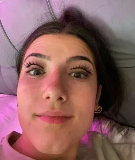 😀 8bd55d79 Charli D'Amelio selfie, teenager, social media, portrait whatsapp sticker