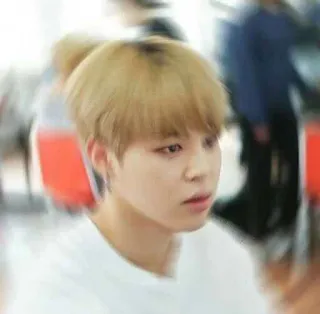 👱 b40ed13f telegram sticker