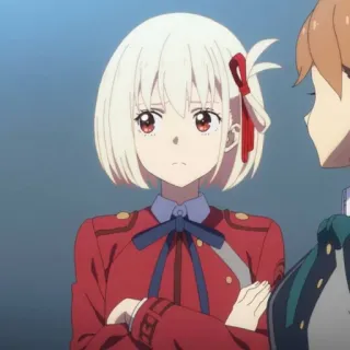 📕 87adfd21 Chisato Nishikigi Lycoris Recoil Anime, Lycoris Recoil, Chisato Nishikigi, Personage, Rood uniform telegram sticker