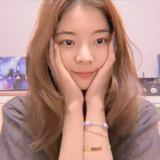 ⚡️ d3a8232f woman, portrait, selfie, girl, korean, cute, face whatsapp sticker