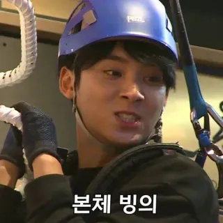 ♠️ 6007c00d 본체 빙의 คน, หมวกกันน็อก, ถุงมือ, เกาหลี telegram sticker