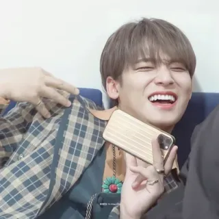 ♠️ 81429c33 telegram sticker