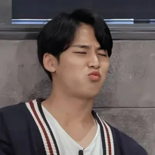 ♠️ 86c55494 สีหน้า, คน, ผู้ชาย, ทำปากคว่ำ, เอเชีย telegram sticker