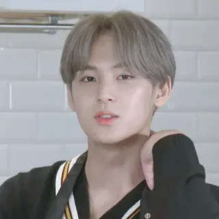 ♠️ f2d30437 telegram sticker