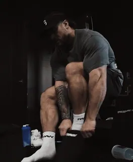 🧦 6170ae7b Fitness, Academia, Treino, Atleta, Exercício, Homem telegram sticker