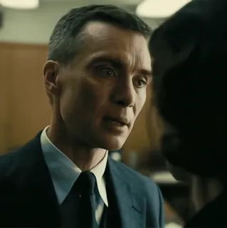 🎬 1af08d58 Robert Oppenheimer Oppenheimer homem, terno, Cillian Murphy, cientista, drama, biografia, filme whatsapp sticker