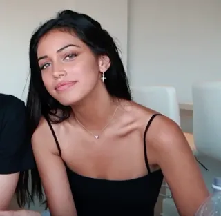 🌮 8fadb581 donna, ritratto, bellezza, ragazza, femminile, bruna telegram sticker