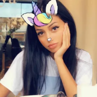 🍥 347f0ae7 ผู้หญิง, ยูนิคอร์น, เซลฟี่, ฟิลเตอร์, ความงาม, ภาพบุคคล telegram sticker