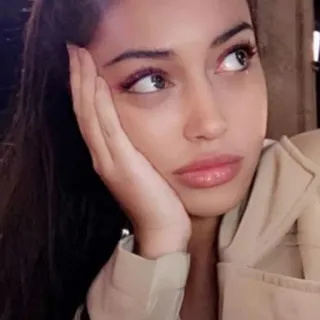 🍥 ba54e4c8 ผู้หญิง, ภาพเหมือน, ใบหน้า, เบื่อ telegram sticker