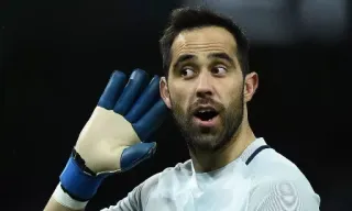 👂 caa2276a 守门员, 足球, 运动员, 运动 whatsapp sticker