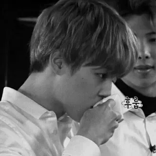 ⌚️ 8327f1f4 후릅 osoba, picie, czarno-białe, azjatycki telegram sticker