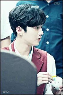 🥂 1a08215f HAPPY persona, hombre, retrato, estilo, feliz whatsapp sticker