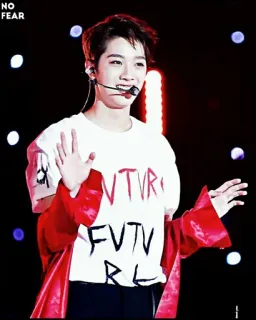 🕊 77b0cd0a NO FEAR
FVTVR persona, camiseta, futuro, entretenimiento, espectáculo whatsapp sticker