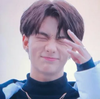 😖 3bf1bebe telegram sticker