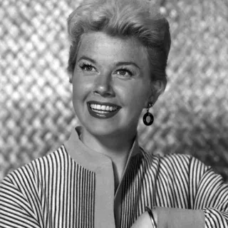 ➿ 02474c57 actress, portrait, doris day, black and white, celebrity, vintage telegram sticker