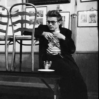 🌛 694a0a6f James Dean ジェームズ・ディーン, 俳優, ポートレート, 有名人, 白黒, 喫煙, メガネ telegram sticker