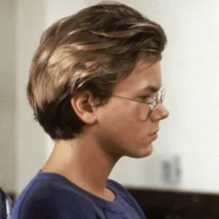 ⚡ a6adb2ba River Phoenix リバー・フェニックス, 俳優, 若い, ポートレート, 横顔, 眼鏡 telegram sticker