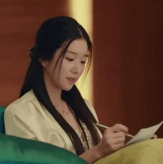 🕊 5db70c73 donna, scrittura, carta, interno, ritratto, adulto telegram sticker