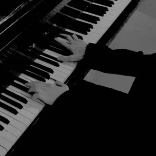 🃏 28d00699 piano, música, teclado, mãos, instrumento, músico telegram sticker