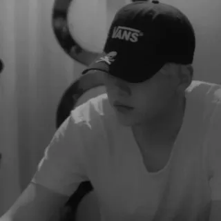 🃏 cb52647a VANS vans, chapéu, caveira, roupa, moda telegram sticker