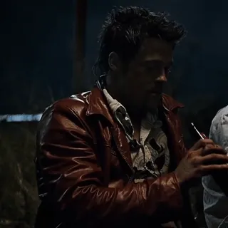 🍾 6b358229 Tyler Durden Fight Club Fight Club, Tyler Durden, rokok, Brad Pitt, merokok, film, karakter telegram sticker