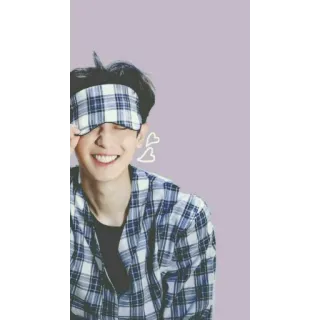 🔪 1ba0d177 человек, улыбается, маска для сна, рубашка в клетку, повседневная одежда, портрет telegram sticker