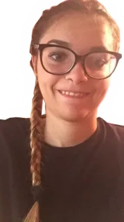 🤓 a51166d4 女人, 眼镜, 辫子, 肖像, 人, 微笑, 脸 telegram sticker