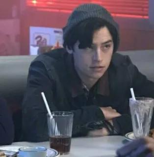 ☀️ 73023a82 Jughead Jones Riverdale Jughead Jones, Riverdale, Cole Sprouse, Teenie-Drama, Diner whatsapp sticker