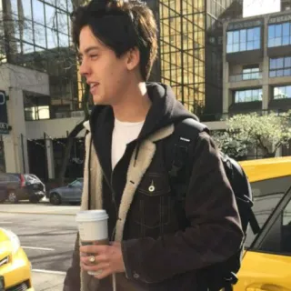 🍁 8fabe90f Cole Sprouse คนดัง, นักแสดง, โคล สเปราส์, กาแฟ, สตรีทสไตล์, ผู้ชาย telegram sticker