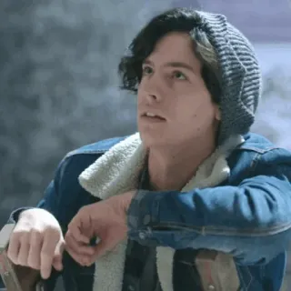 ➖ d5d083df Jughead Jones Riverdale Jughead, Riverdale, Cole Sprouse, serial młodzieżowy, czapka, portret, postać telegram sticker