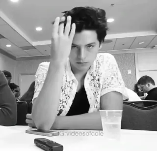 🥀 7b07efd8 telegram sticker