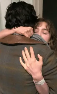 😘 784af96b knuffel, omhelzing, affectie, relatie, liefde telegram sticker