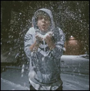 ☁️ 0ea20829 neve, inverno, persona, freddo, esterno telegram sticker