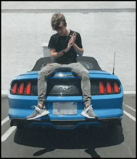 🎼 21dba8ed uomo, auto, seduto, veicolo, moda, blu, cabriolet, jeans telegram sticker