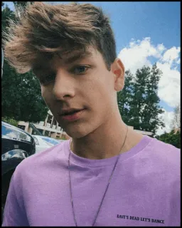 ☁️ 2ee9cc38 RAVE'S DEAD LET'S DANCE rave, ballo, musica, festa, maglietta, citazione telegram sticker