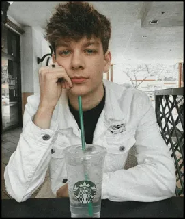 🎼 be5c7e77 persona, uomo, bevanda, starbucks, casual telegram sticker