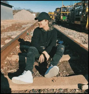 🎼 d9b1f714 telegram sticker