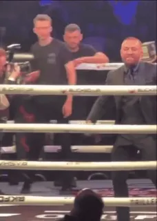 💪 f93e8052 Conor McGregor đấm bốc, thể thao, vận động viên, Conor McGregor telegram sticker