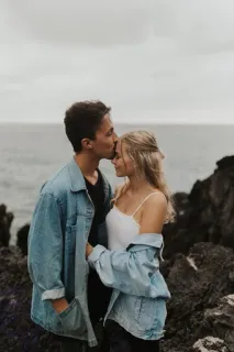 💖 d7569455 pasangan, cinta, romansa, hubungan, kasih sayang, ciuman whatsapp sticker