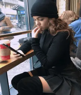 💄 2cc8aa44 mujer, cafetería, café, invierno, estilo, sentada telegram sticker