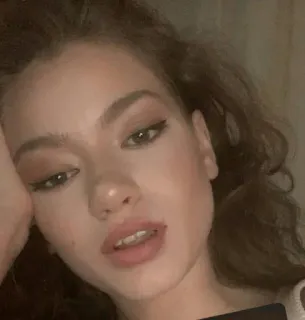 💄 91401ec4 mujer, retrato, chica, maquillaje, belleza, rostro telegram sticker