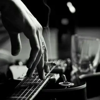 🕳 f954daaa 香烟, 吸烟, 吉他, 手, 音乐 telegram sticker