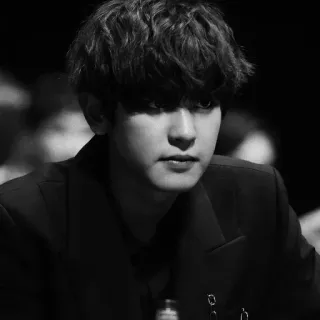 🕷 cd31b73c человек, портрет, мужчина, черно-белое, актер, корейский whatsapp sticker