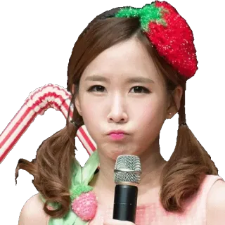 ☺️ af60b977 donna, fragola, K-pop, idol, microfono, broncio, carino whatsapp sticker