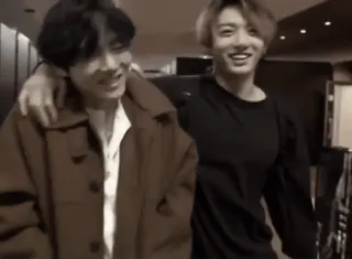 🫂 68cf76ae telegram sticker