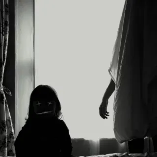 🖤 28868f4a bambino, finestra, spaventoso, inquietante, oscuro telegram sticker